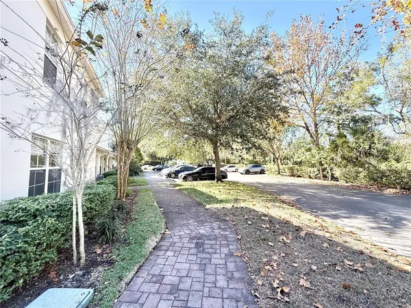 $2,190 | 9604 Charlesberg Drive, Tampa, FL 33635