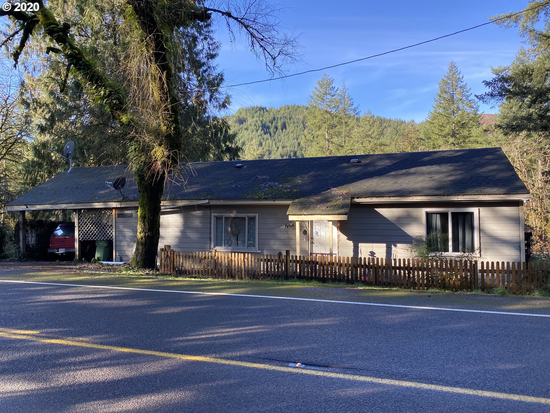 37462 Row River Road Dorena, OR 97434 - Photo 2 of 28 Gallery Image 2