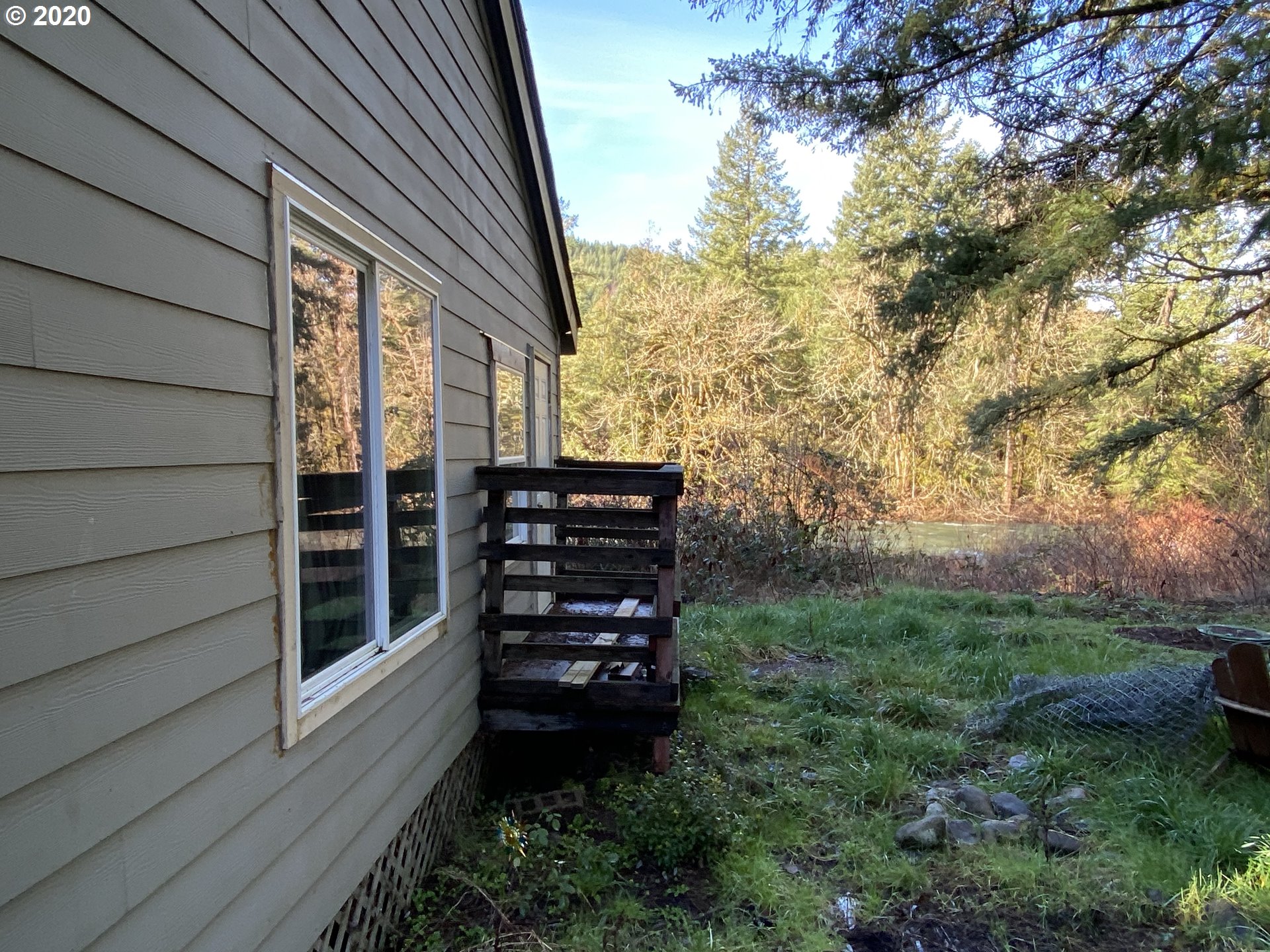 37462 Row River Road Dorena, OR 97434 - Photo 15 of 28 Gallery Image 15