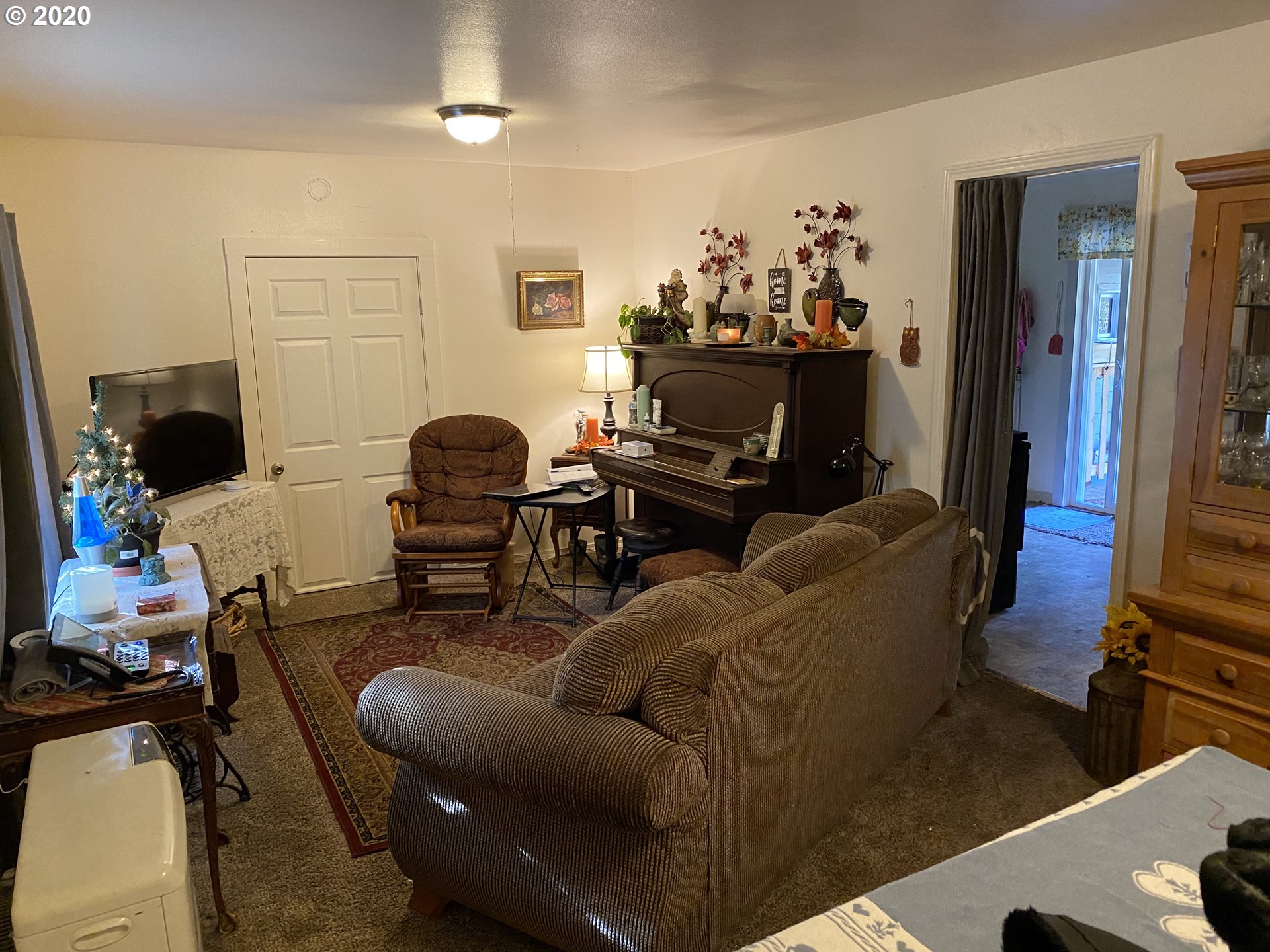 37462 Row River Road Dorena, OR 97434 - Photo 5 of 28 Gallery Image 5