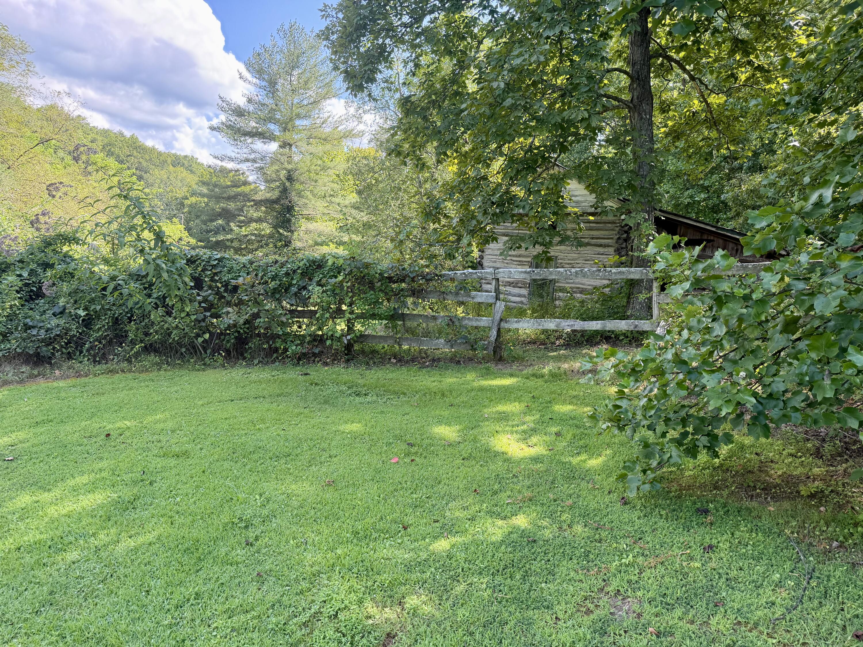 335 Smallwood Road Stanton, KY 40380 - Photo 36 of 46 Log Cabin