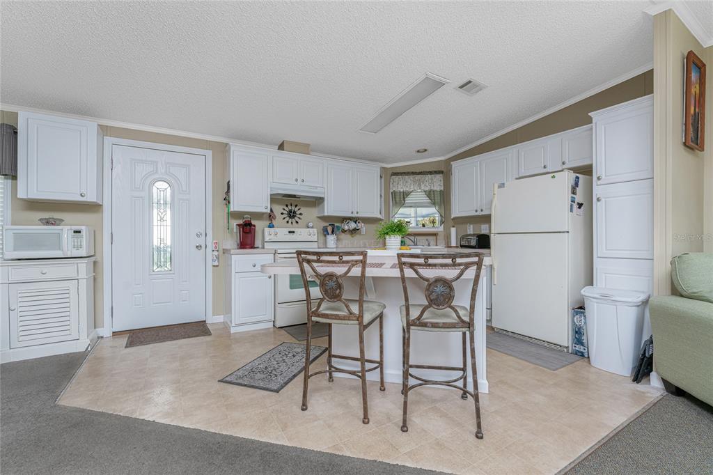 24437 Harbor View Road, Unit 62 Punta Gorda, FL 33980 - Photo 5 of 34