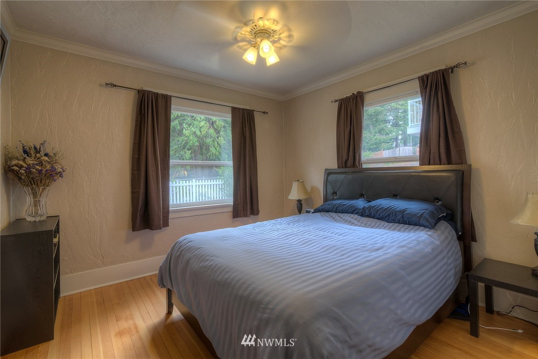 3538 Pine Road Northeast Bremerton, WA 98310 - Photo 11 of 25 Gallery Image 11