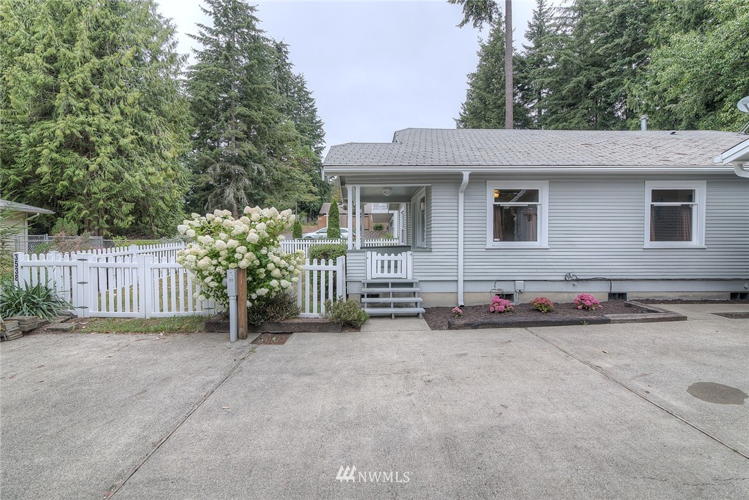 3538 Pine Road Northeast Bremerton, WA 98310 - Photo 23 of 25 Gallery Image 23