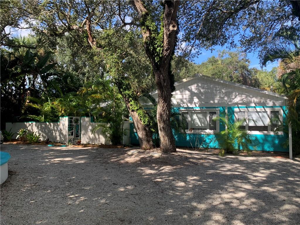 515 Greytwig Road Vero Beach, FL 32963 - Photo 2 of 34 Gallery Image 2