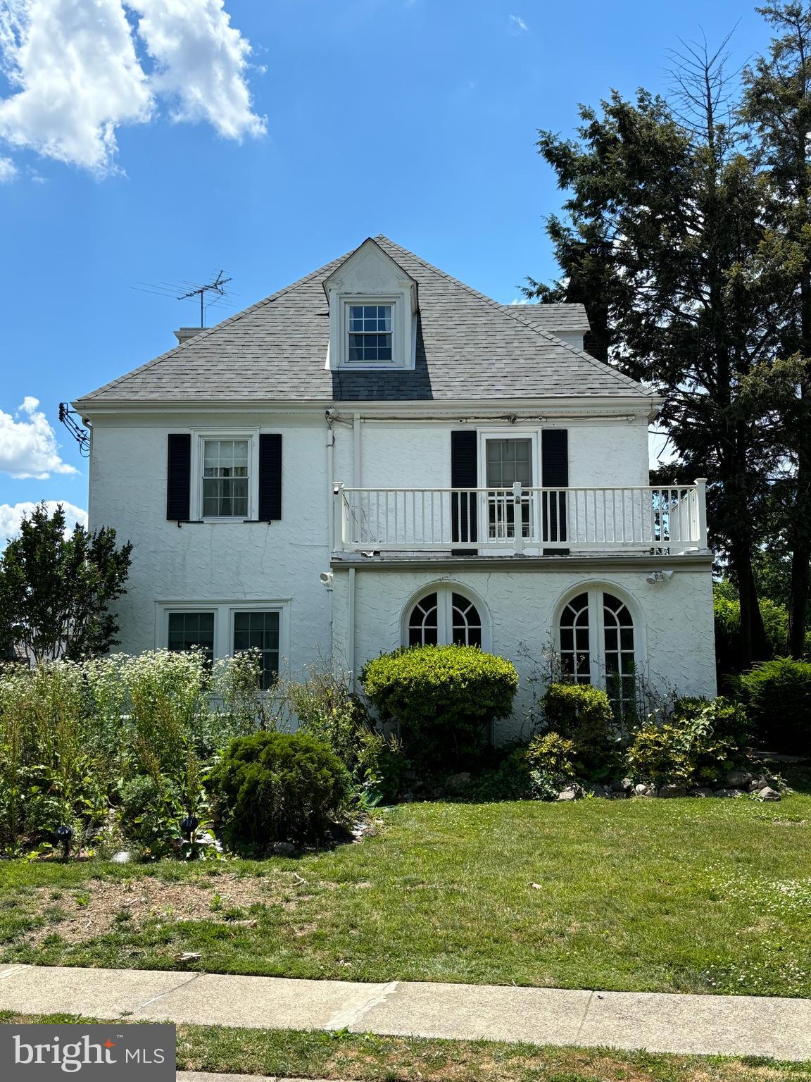10 Gladstone Road Lansdowne, PA 19050 - Photo 3 of 27