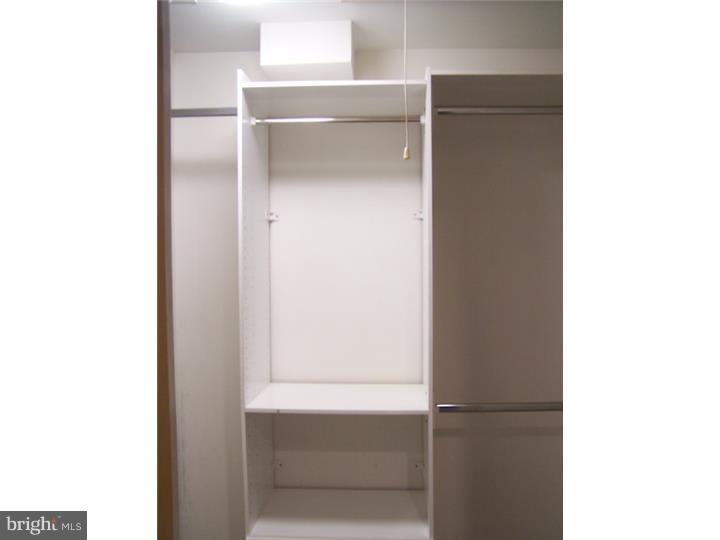 314 Indian Mills Road Shamong, NJ 08088 - Photo 7 of 10 Closet