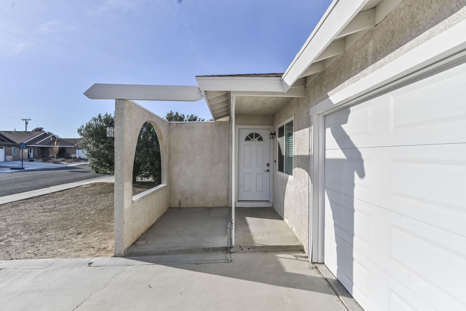 1129 South McCall Street Ridgecrest, CA 93555 - Photo 2 of 27