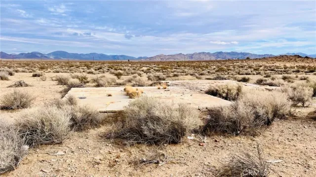 $99,990 | 47229227 Harris Road, St. Paul, MN 55124