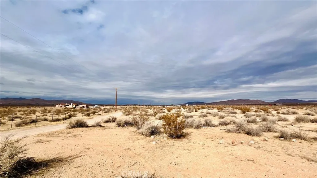 47229227 Harris Road St. Paul, MN 55124 - Photo 22 of 32 a view of water covered with snow in the background