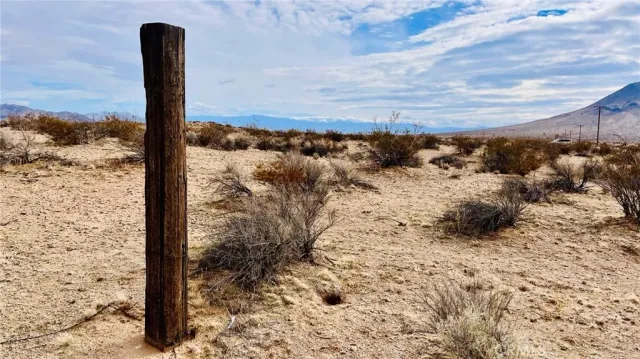 $99,990 | 47229227 Harris Road, St. Paul, MN 55124