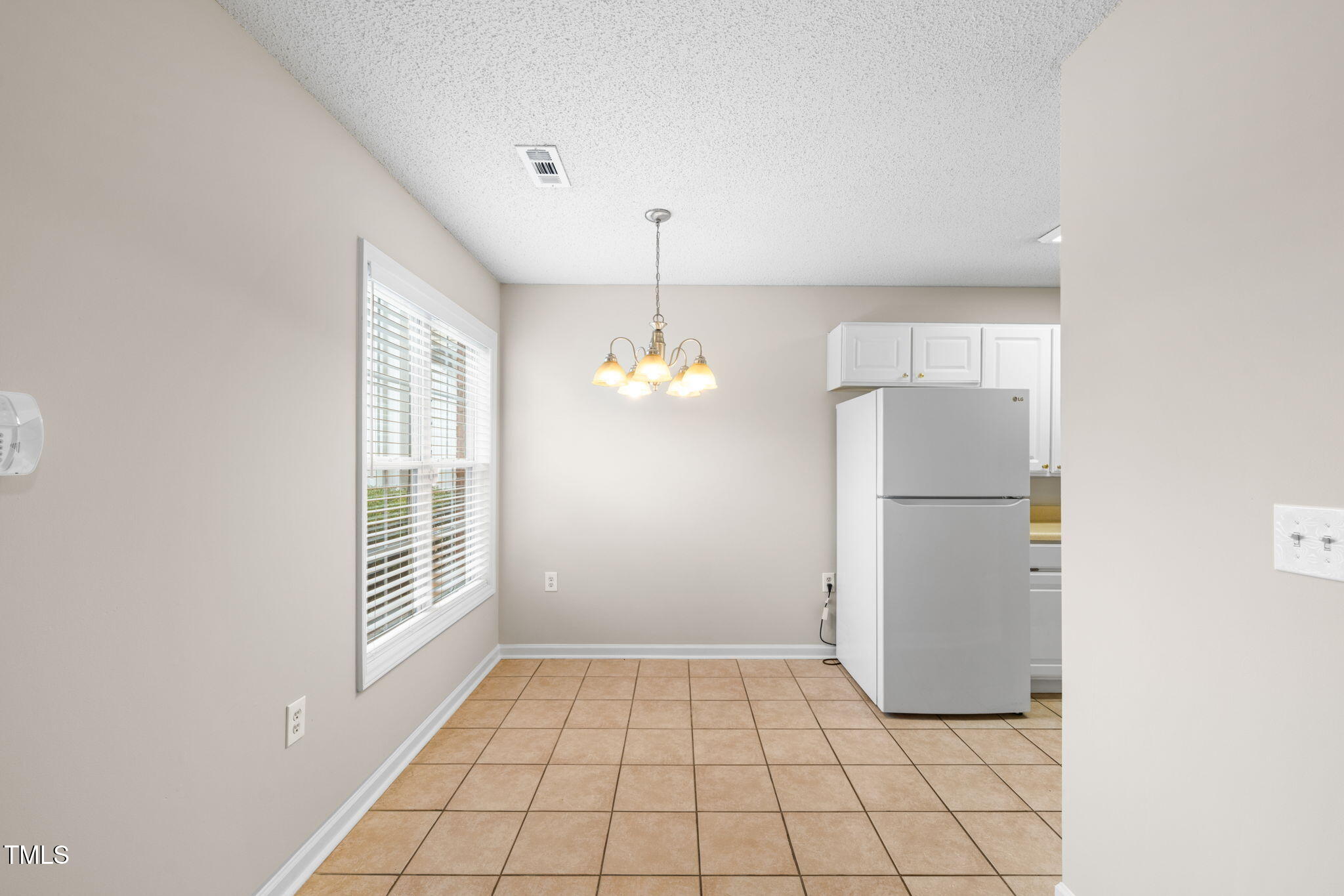 2510 Huntscroft Lane, Unit 102 Raleigh, NC 27617 - Photo 17 of 35 Dining area (2)