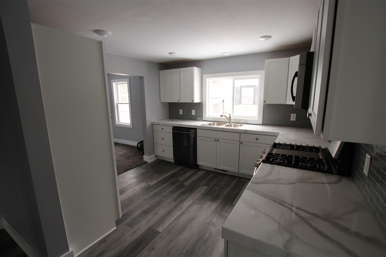 2717 Overhill Road Jackson, MI 49203 - Photo 2 of 26 Photo 2