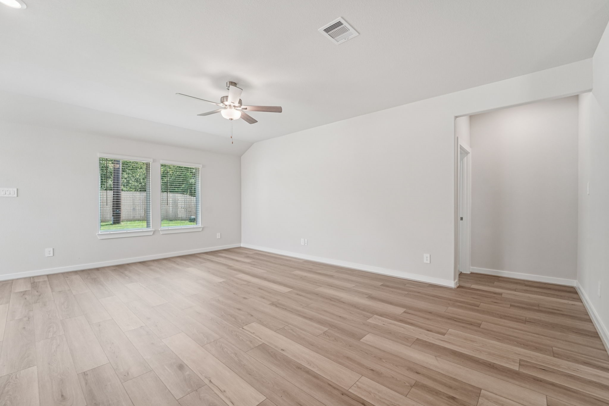 1680 Hopson Ranch Drive Conroe, TX 77301 - Photo 7 of 40