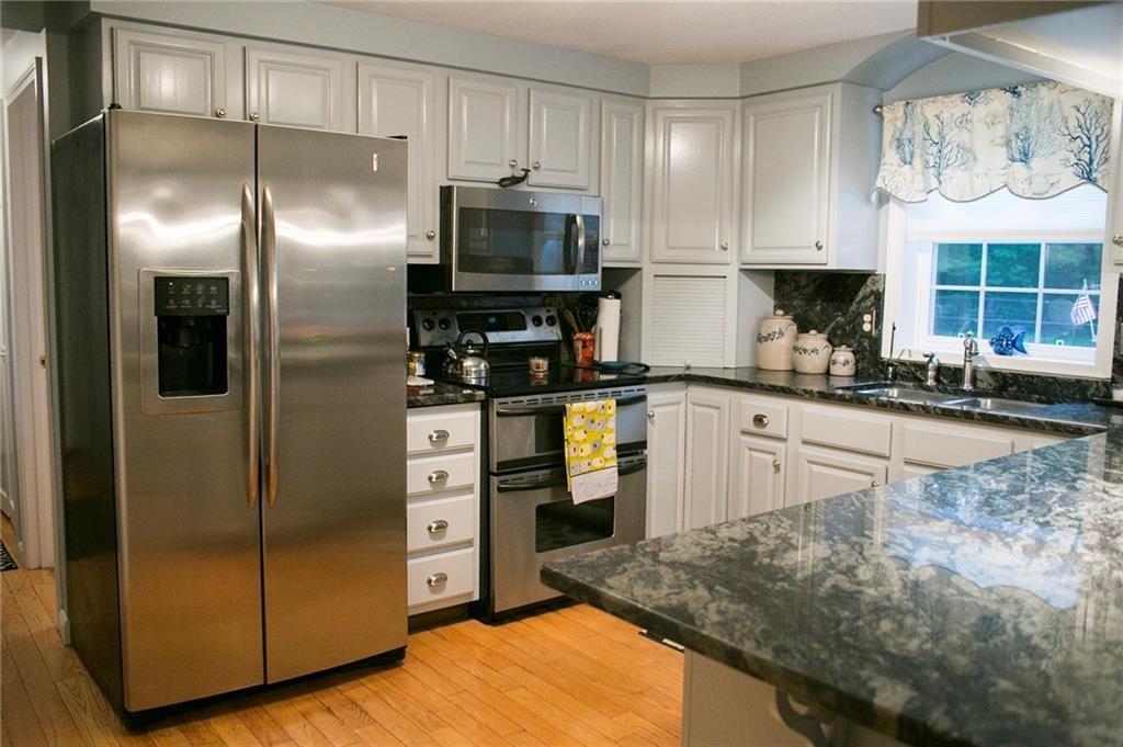 338 Cole Road Kennebunk, ME 04043 - Photo 3 of 34 Photo