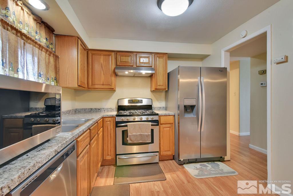 7483 Limestone Drive Reno, NV 89511 - Photo 5 of 32 Photo 5