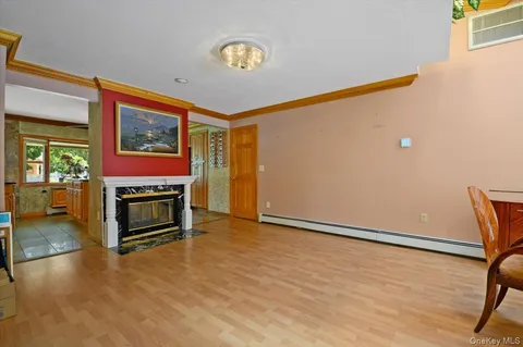 $879,000 | 2 Bridge Lane, Hicksville, NY 11801
