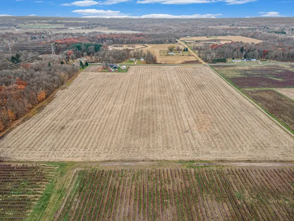 $179,000 | 687 Bangor Mi 49013, Bangor, MI 49013