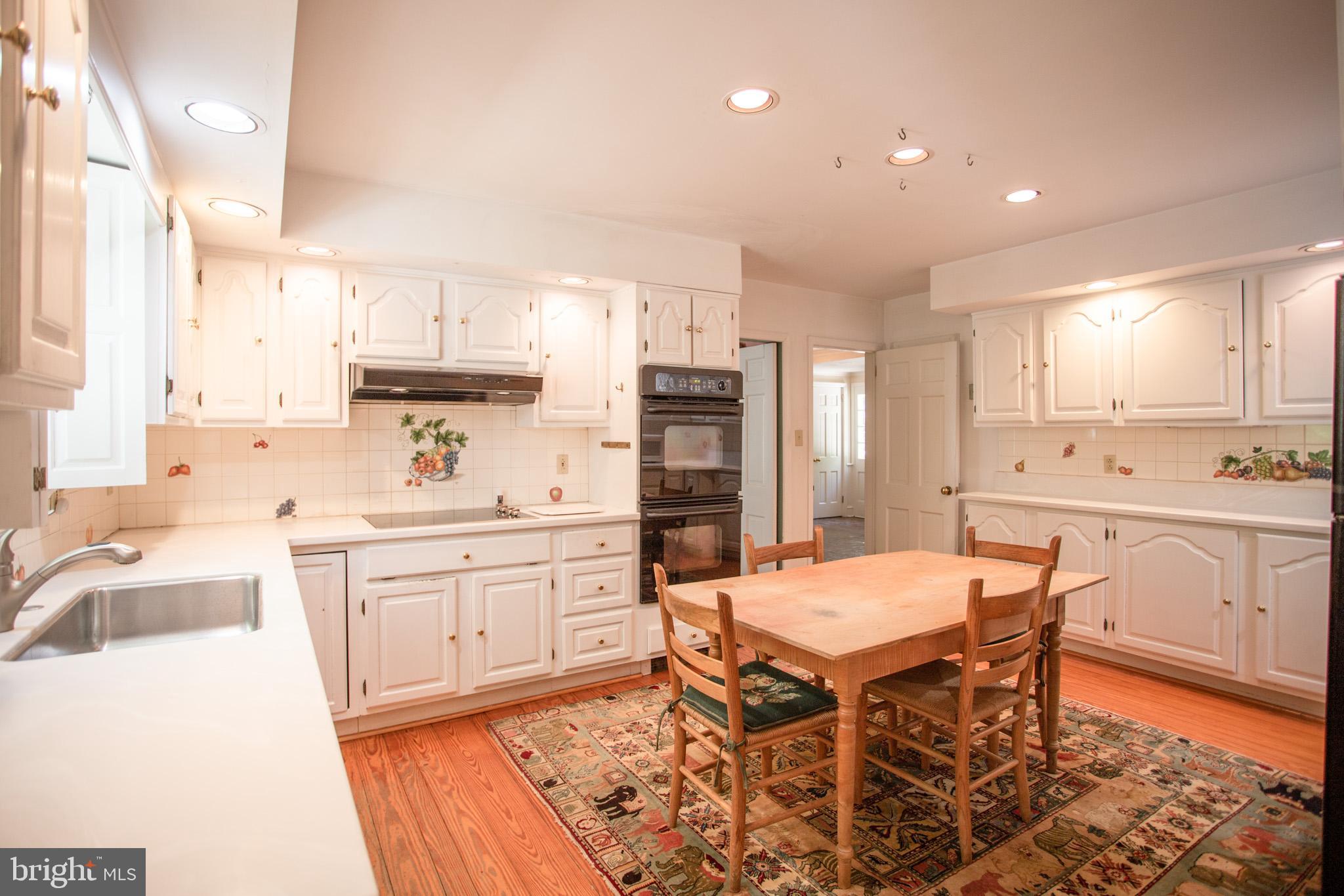 1025 Newtown Road Devon, PA 19333 - Photo 15 of 50