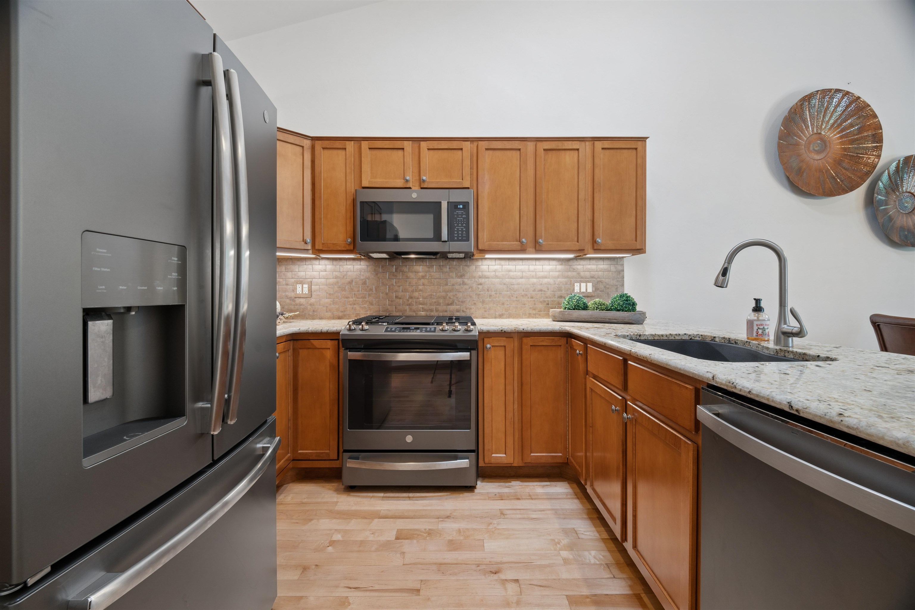 4490 West Trasino Way Appleton, WI 54913 - Photo 10 of 24