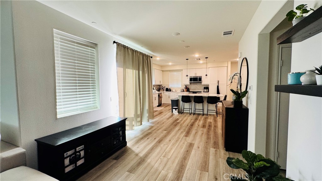 1416 Vigilant Carson, CA 90746 - Photo 6 of 14