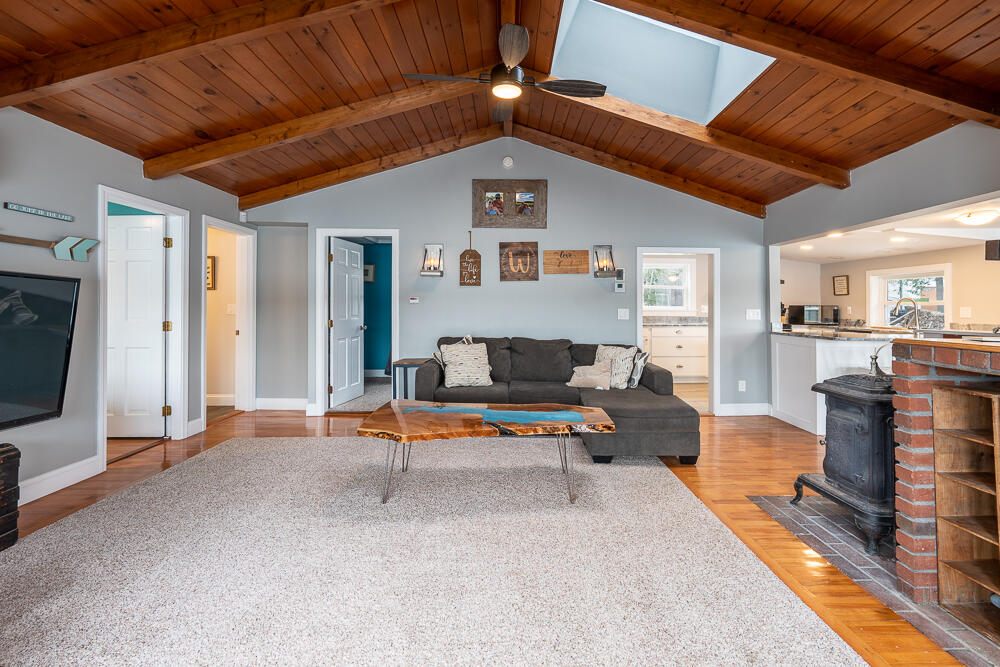17 Garland Swamp Road Poland, ME 04274 - Photo 28 of 55 Spacious