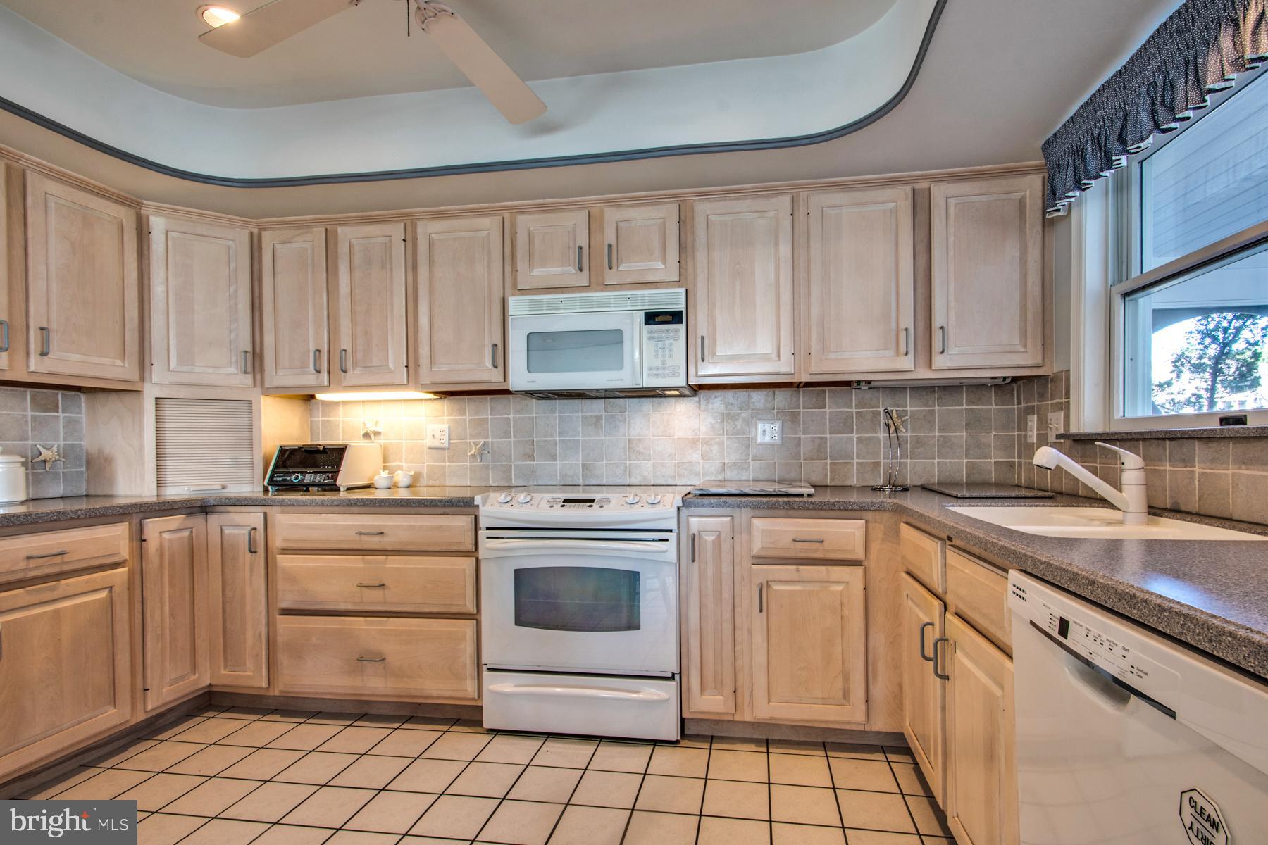 39703 Hamptons Lane Bethany Beach, DE 19930 - Photo 28 of 60