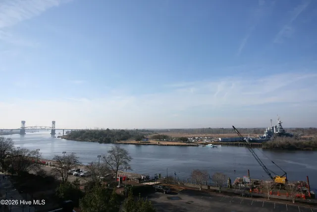 $1,850 | 10 Grace Street, Unit 605, Wilmington, NC 28401