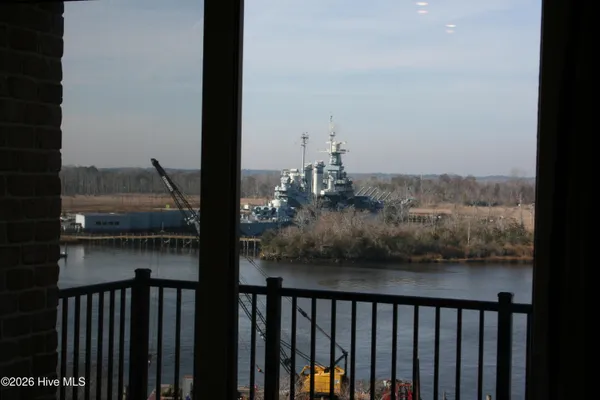 $1,750 | 10 Grace Street, Unit 605, Wilmington, NC 28401