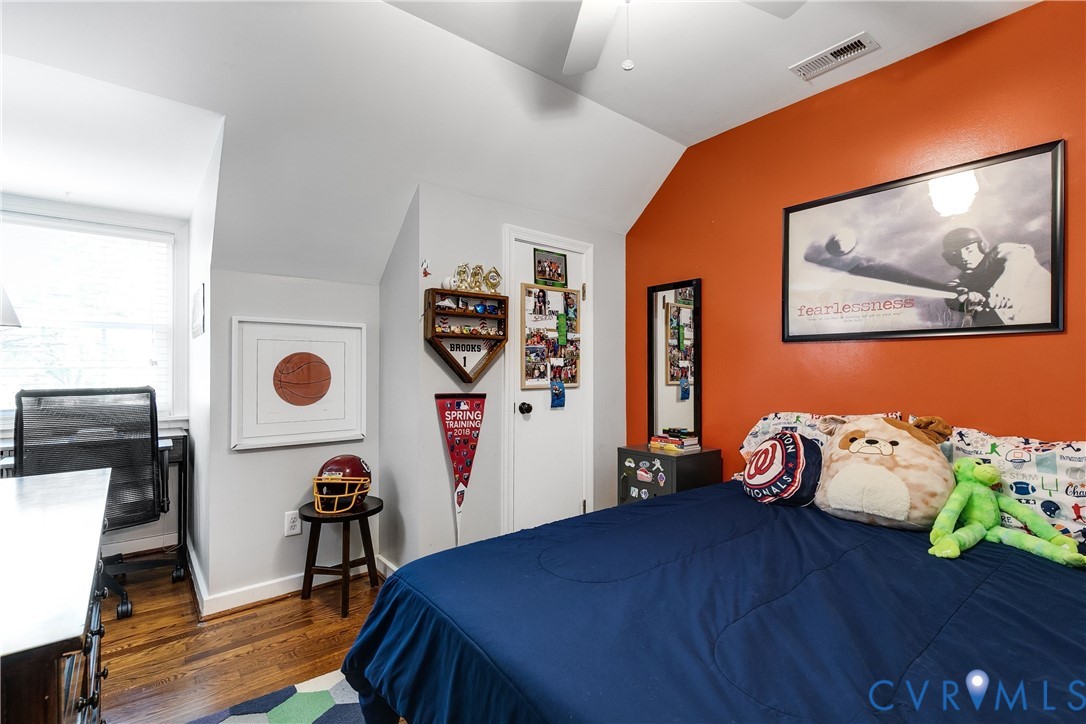 701 Devon Road Henrico, VA 23229 - Photo 22 of 47 2nd Floor Bedroom 3