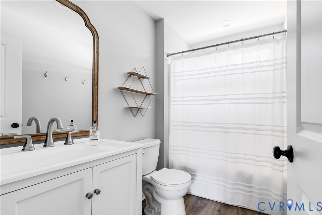 701 Devon Road Henrico, VA 23229 - Photo 40 of 47 Garage Apartment Bathroom