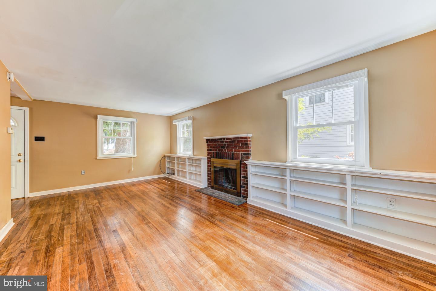82 East Swamp Road Doylestown, PA 18901 - Photo 3 of 23 Gallery Image 3