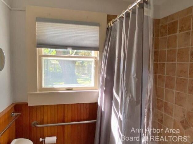 611 Robin Road Ann Arbor, MI 48103 - Photo 20 of 31 25 b