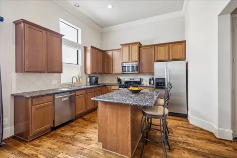$429,900 | 5708 Kansas Street, Unit B, Houston, TX 77007