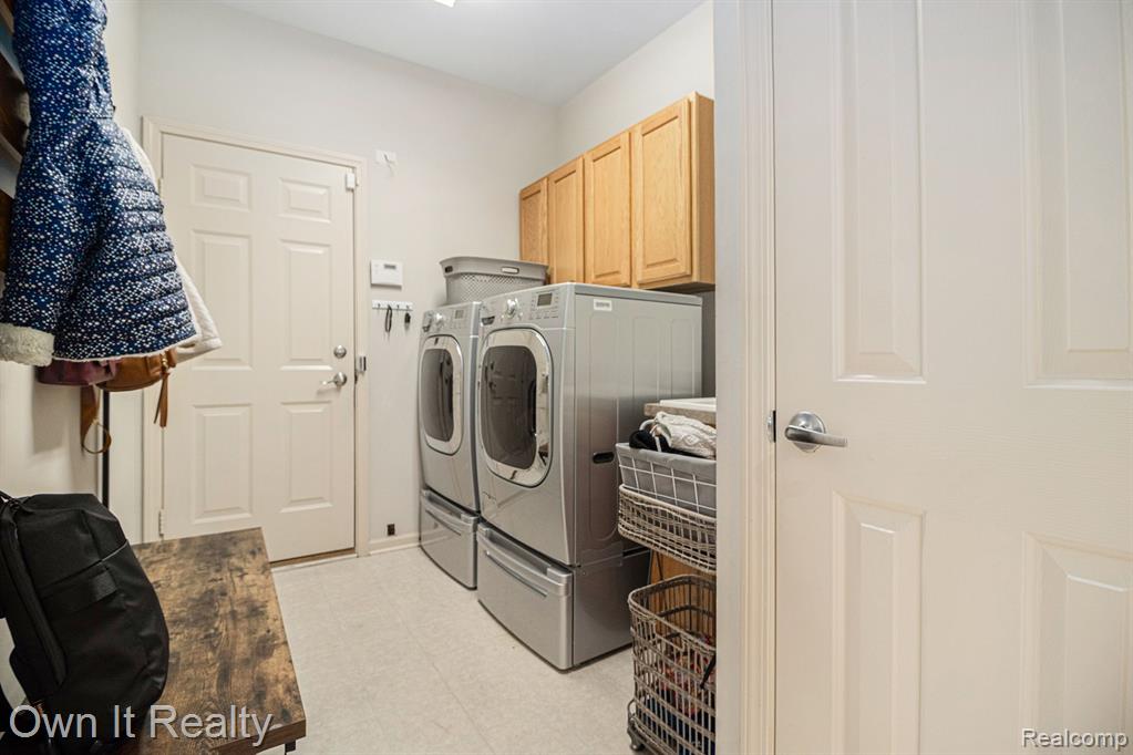 1720 Trinity Road Canton, MI 48187 - Photo 21 of 41