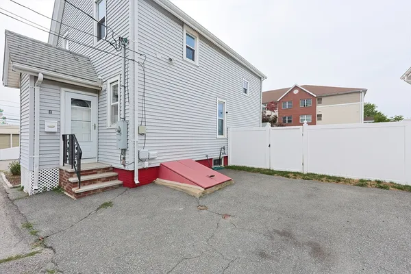 $3,800 | 8 Tacoma Street, Lynn, MA 01905