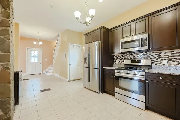 $3,800 | 8 Tacoma Street, Lynn, MA 01905