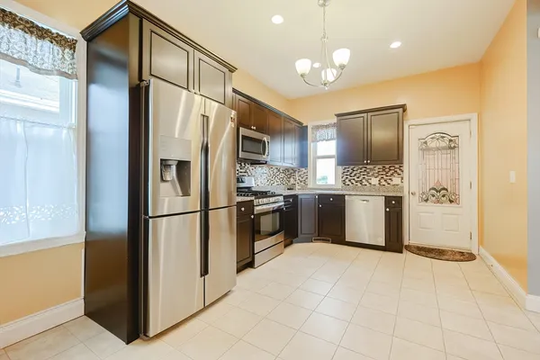 $3,800 | 8 Tacoma Street, Lynn, MA 01905