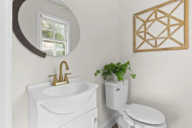 $259,000 | 608 East 3rd N Street, Summerville, SC 29485