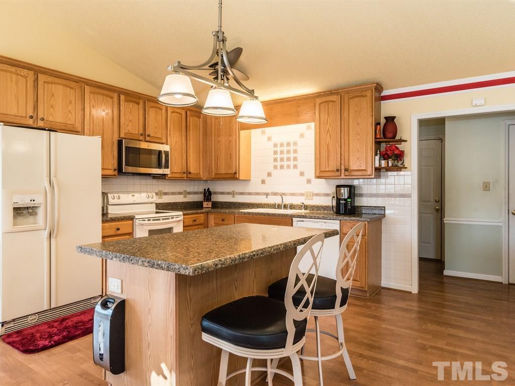4710 Thom Road Mebane, NC 27302 - Photo 7 of 22 Gallery Image 7
