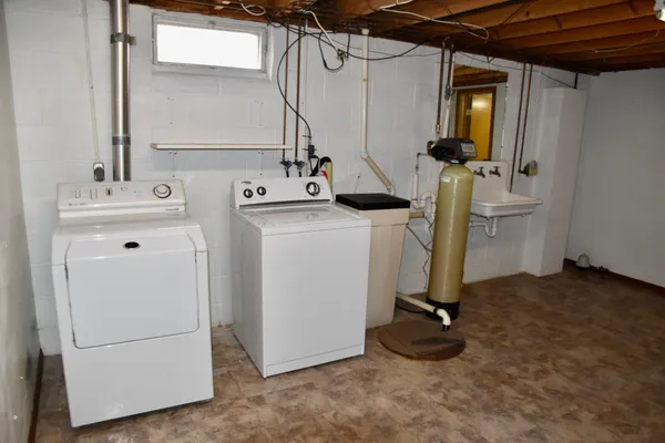 $199,000 | 748 Spruce Street, Ocheyedan, IA 51354