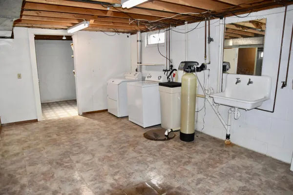 $199,000 | 748 Spruce Street, Ocheyedan, IA 51354