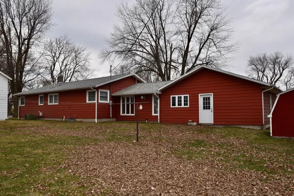 $199,000 | 748 Spruce Street, Ocheyedan, IA 51354