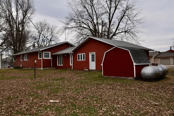 $199,000 | 748 Spruce Street, Ocheyedan, IA 51354