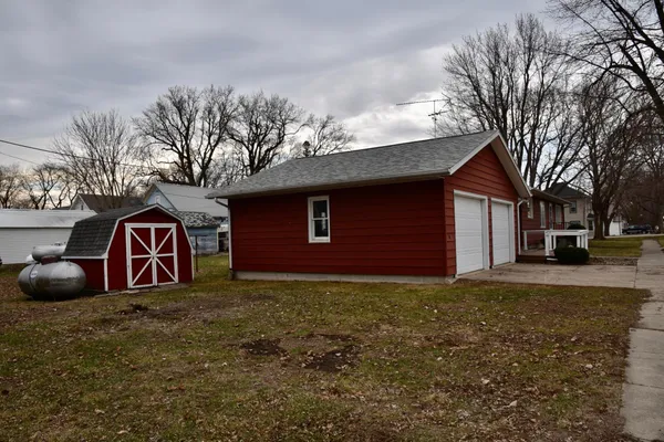 $199,000 | 748 Spruce Street, Ocheyedan, IA 51354