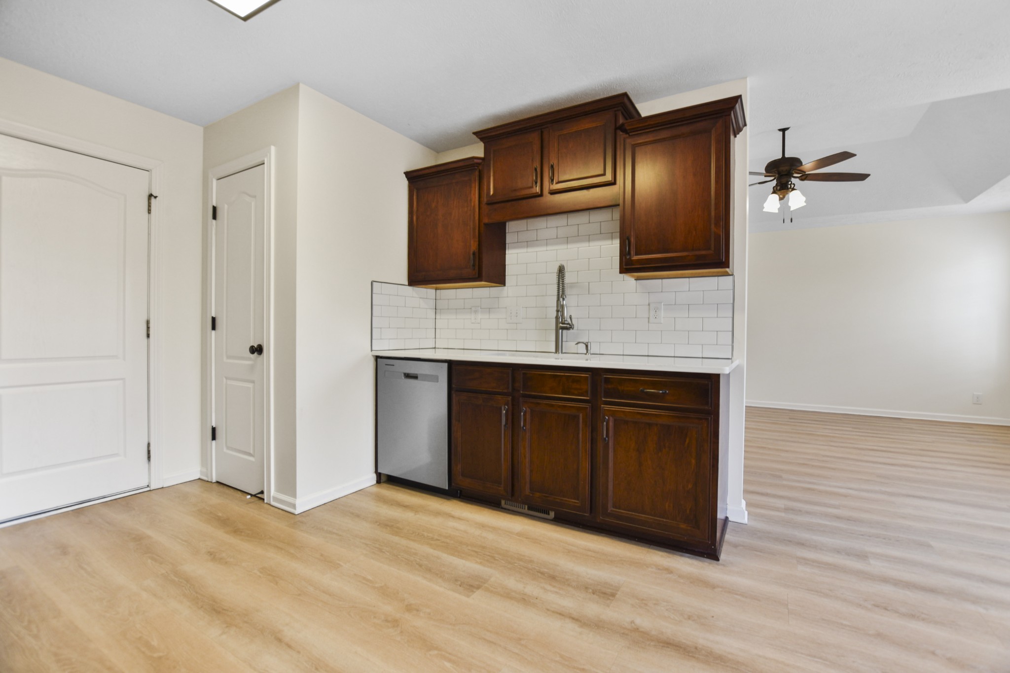 3738 Suiter Road Clarksville, TN 37040 - Photo 11 of 22