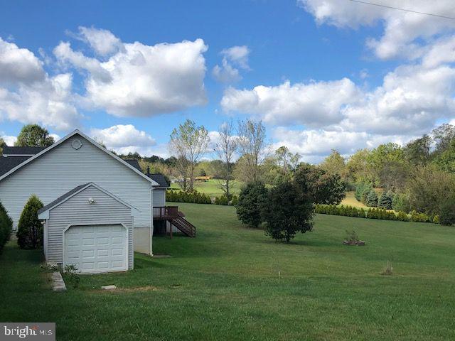 573 Deer Road Fawn Grove, PA 17321 - Photo 4 of 7 Gallery Image 4