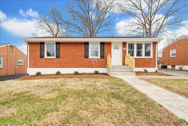 $289,950 | 2120 Ellison Avenue, Salem, VA 24153