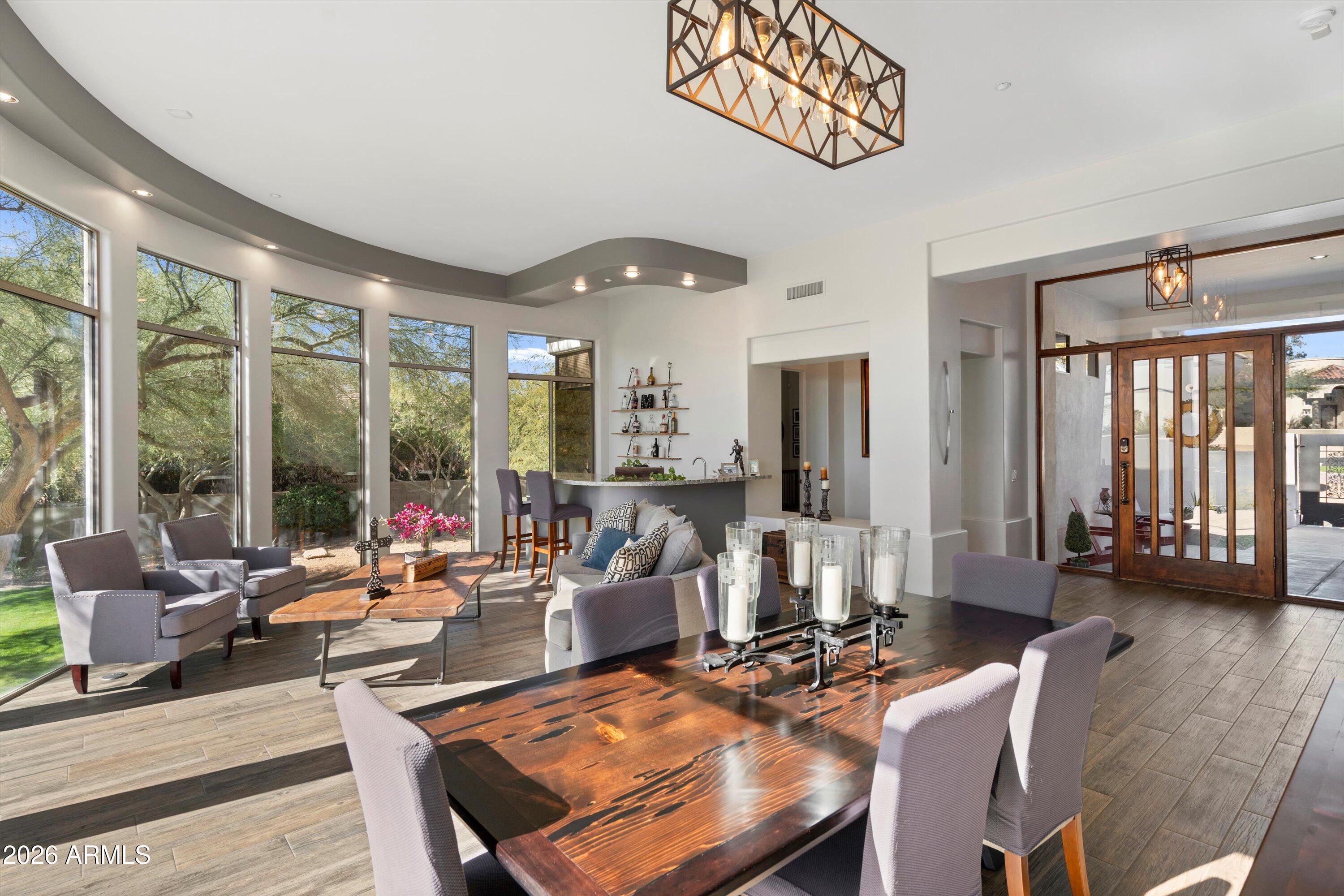 10800 East Cactus Road, Unit 7 Scottsdale, AZ 85259 - Photo 17 of 118 017-Dining to Living