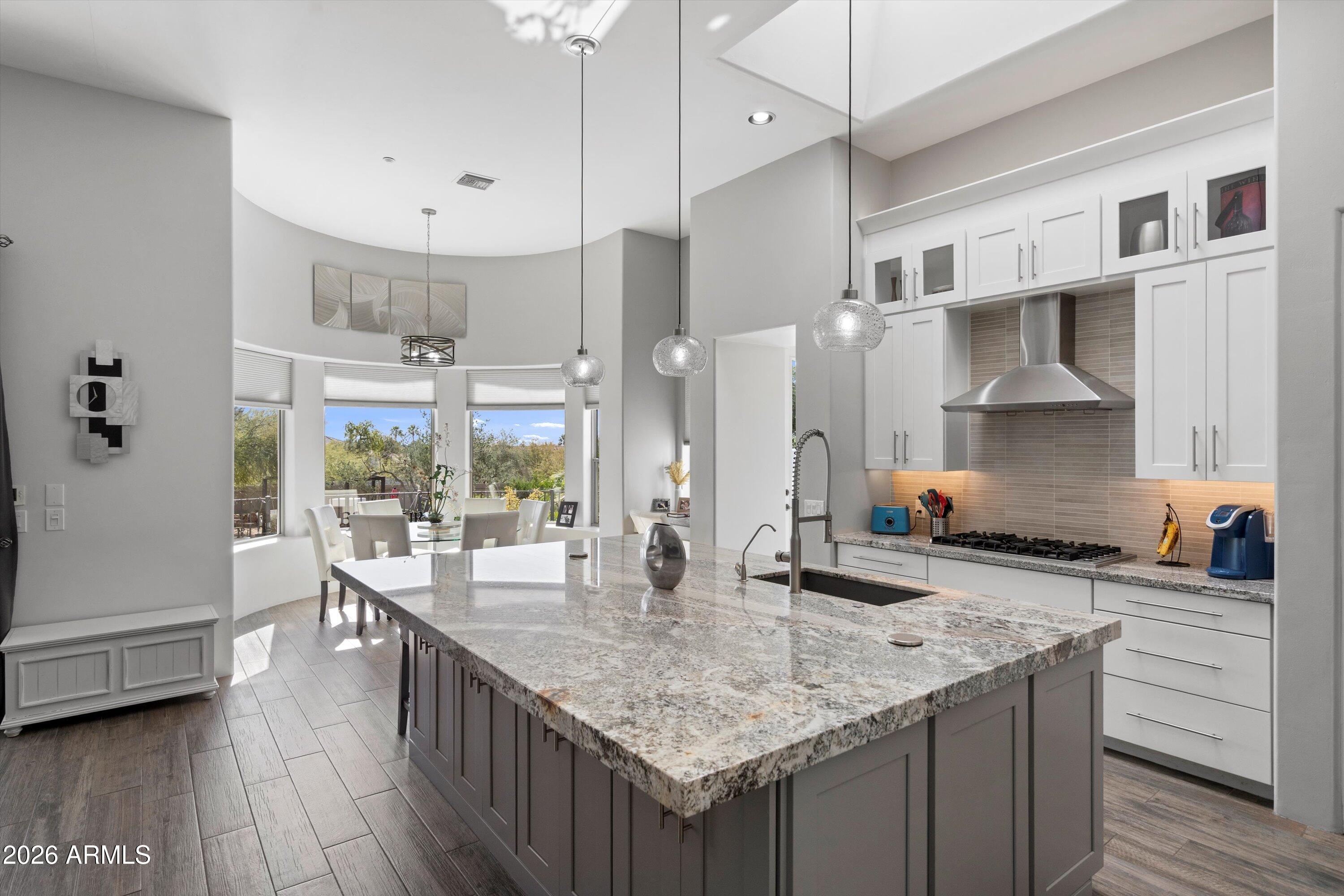 10800 East Cactus Road, Unit 7 Scottsdale, AZ 85259 - Photo 25 of 118 025-Kitchen to Breakfast